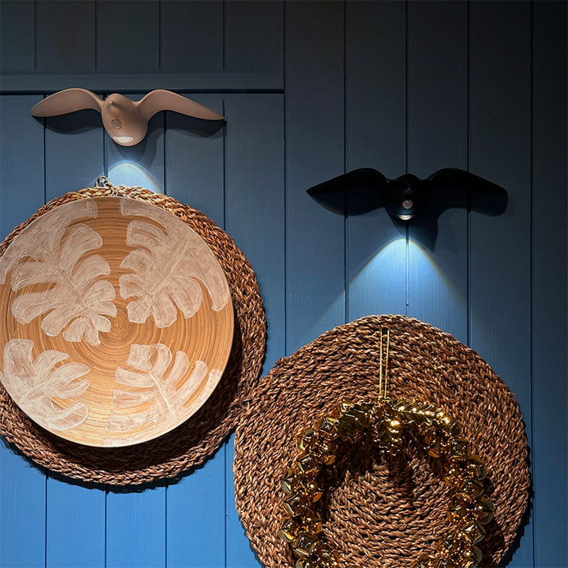 Motion Sensor Light for Indoor and Outdoor Use Waterproof Seagull Design Decorative Lamp