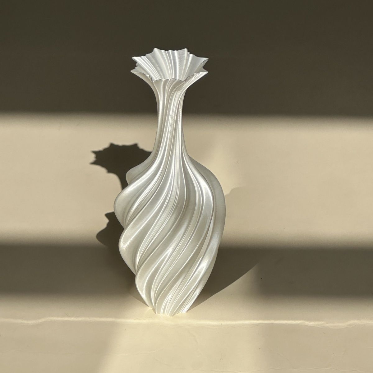 10 Inch 3D Printing Modern Abstract Flower Vase Twisted Design for Home and Office Decor