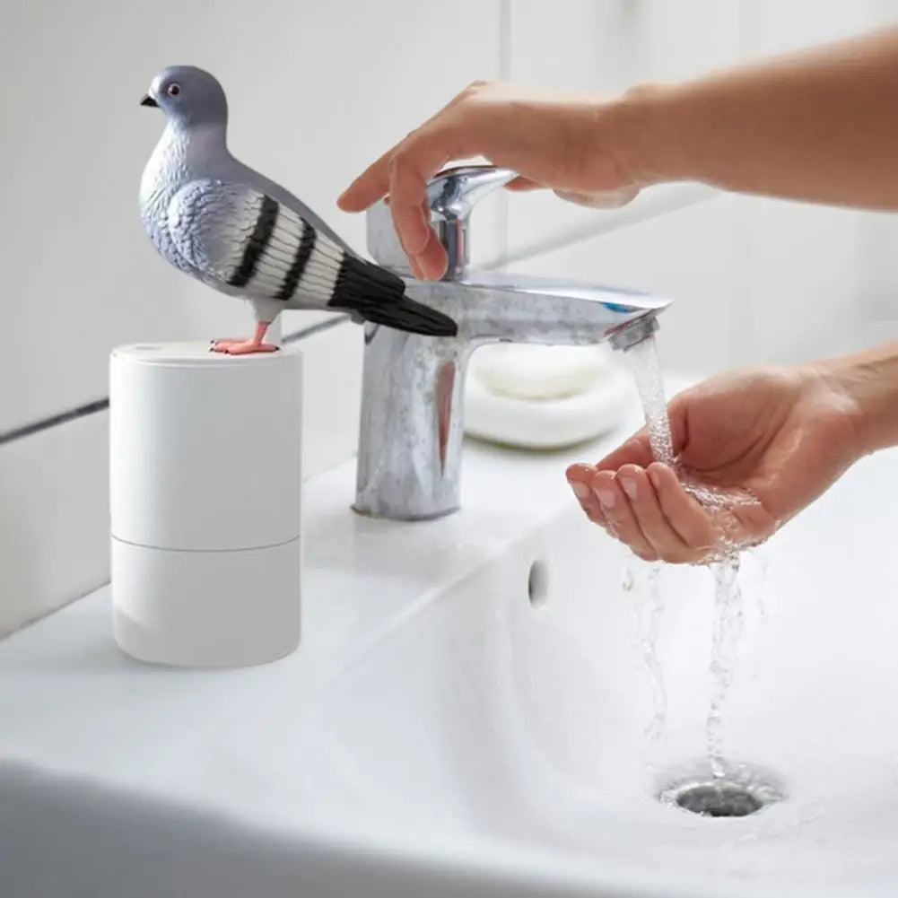 Pigeon Soap Dispenser Bird-Shaped Touchless Foam Dispenser, Automatic Sensor for Hygienic & Fun Hand Washing
