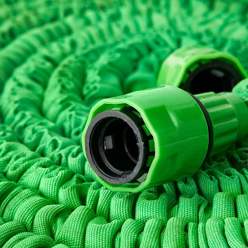Expandable Magic Garden Hose Up to 200 Ft, Lightweight, Durable with 7 Spray Modes & Spray Gun Ideal for Home & Garden Watering